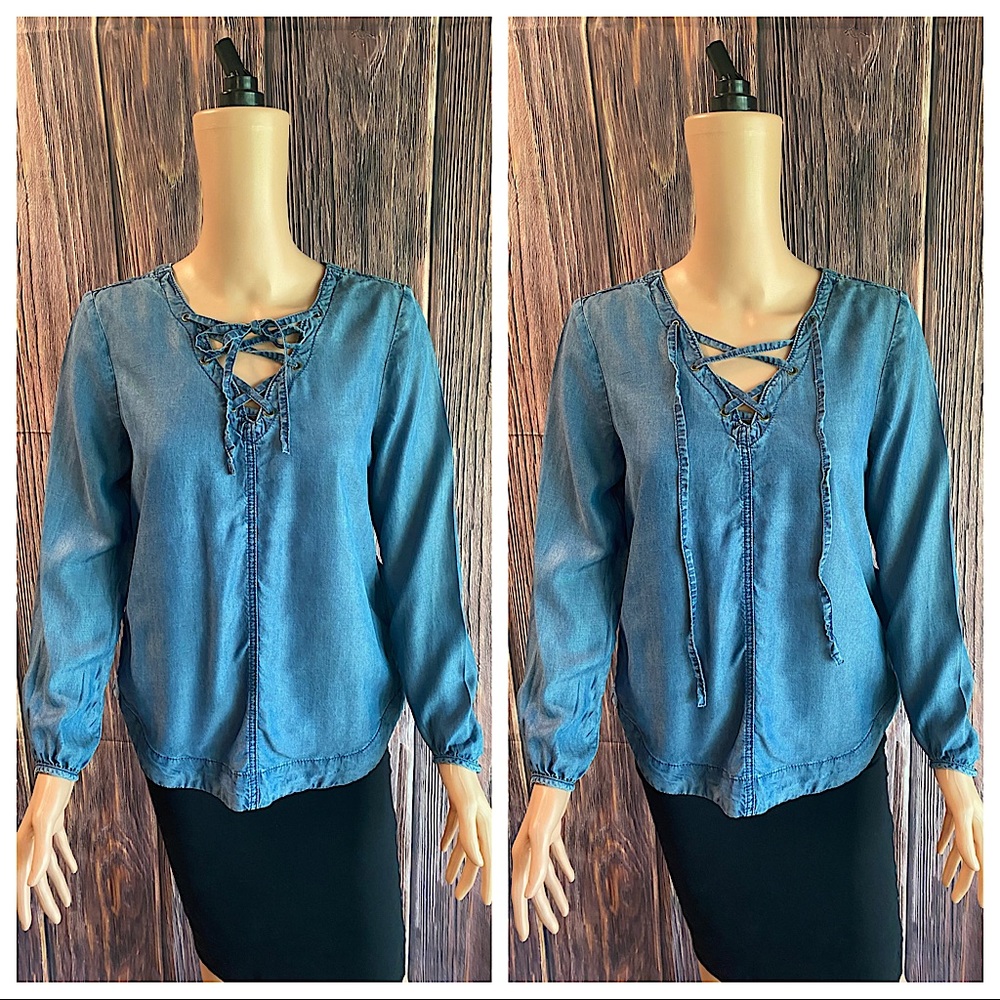 Altar’d State size XS light blue denim long sleeve flowy boho blouse